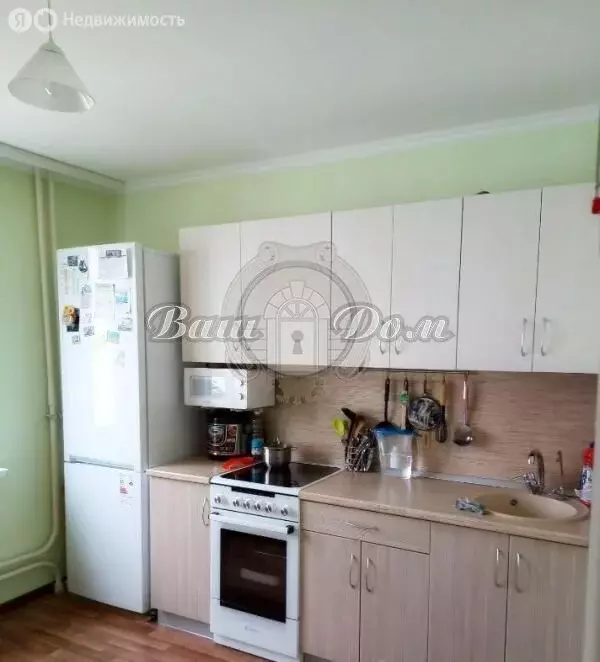 2-комнатная квартира: Геленджик, улица Маршала Жукова, 1к5 (56 м) - Фото 1