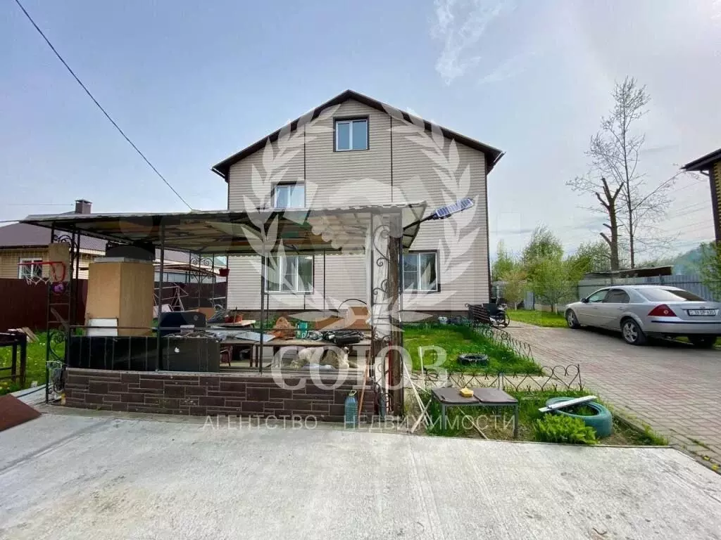 Дом 204 м на участке 6,5 сот. - Фото 0
