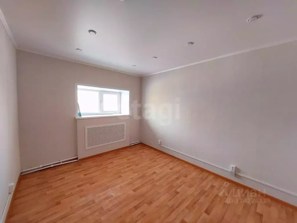 Офис в Коми, Сыктывкар Колхозная ул., 38/6 (15 м) - Фото 1