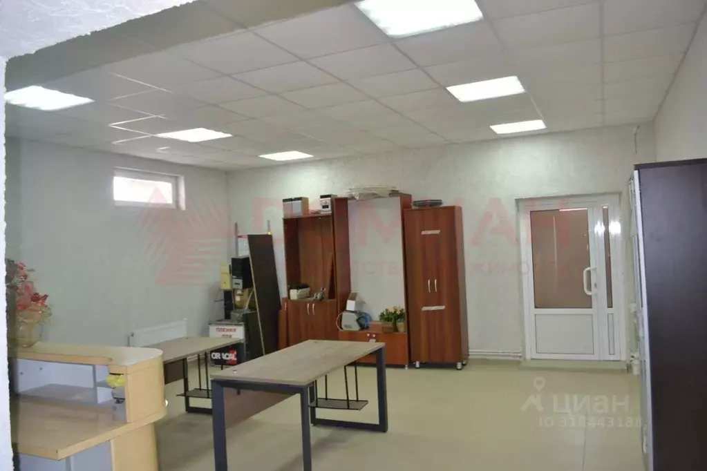 Помещение свободного назначения в Ростовская область, Волгодонск ул. ... - Фото 1