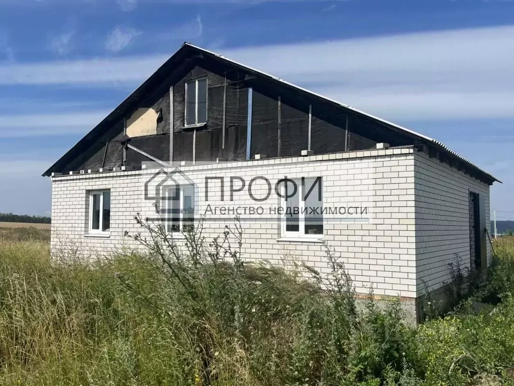 Дом в Белгородская область, Новый Оскол ул. Грушевая (60 м) - Фото 0