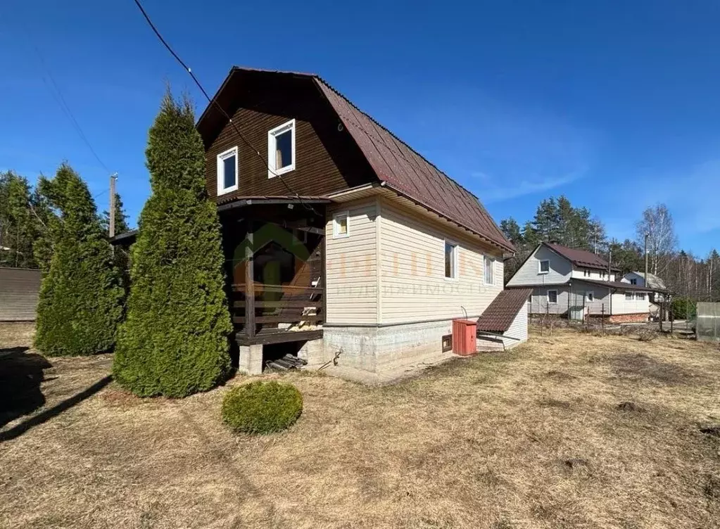 Дом в Ленинградская область, Выборгский район, Рощинское городское ... - Фото 0