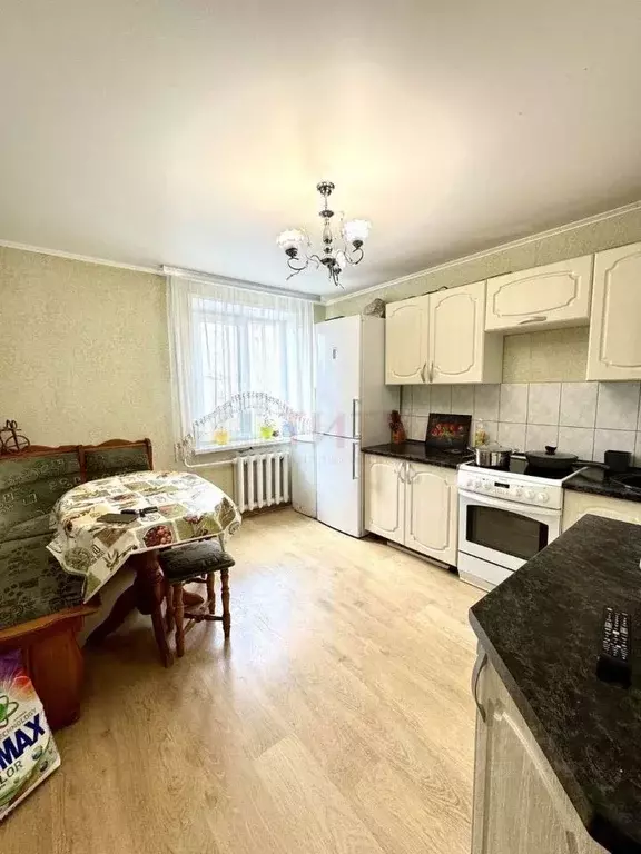 3-к кв. Белгородская область, Старый Оскол бул. Дружбы, 4 (53.0 м) - Фото 0