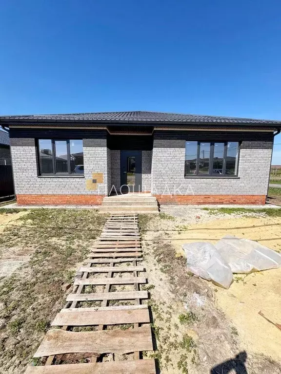 Дом в Ростовская область, Аксайский район, Щепкинское с/пос, пос. ... - Фото 1