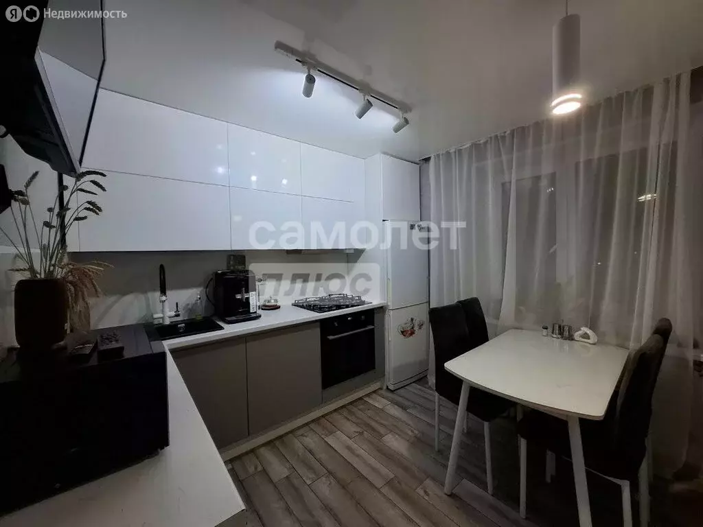 2-комнатная квартира: Копейск, Северная улица, 23А (55.4 м) - Фото 1