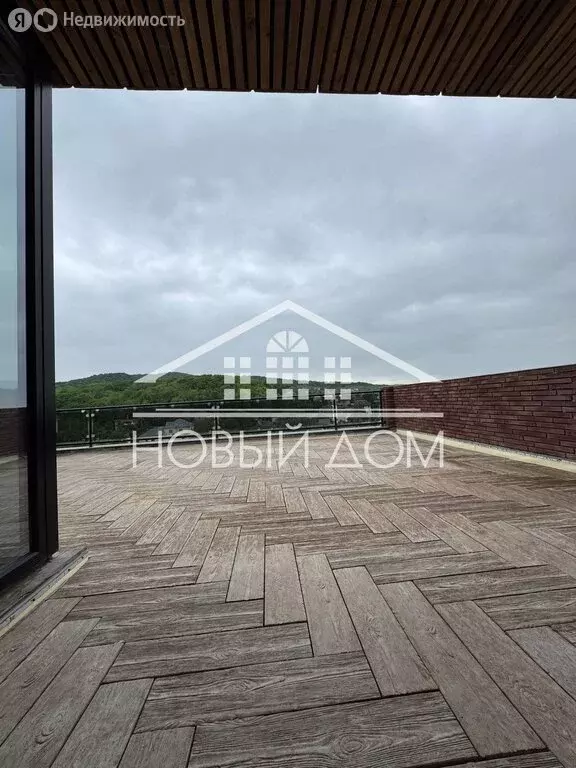 Дом в Нальчик, улица Гугова, 10 (270 м) - Фото 1