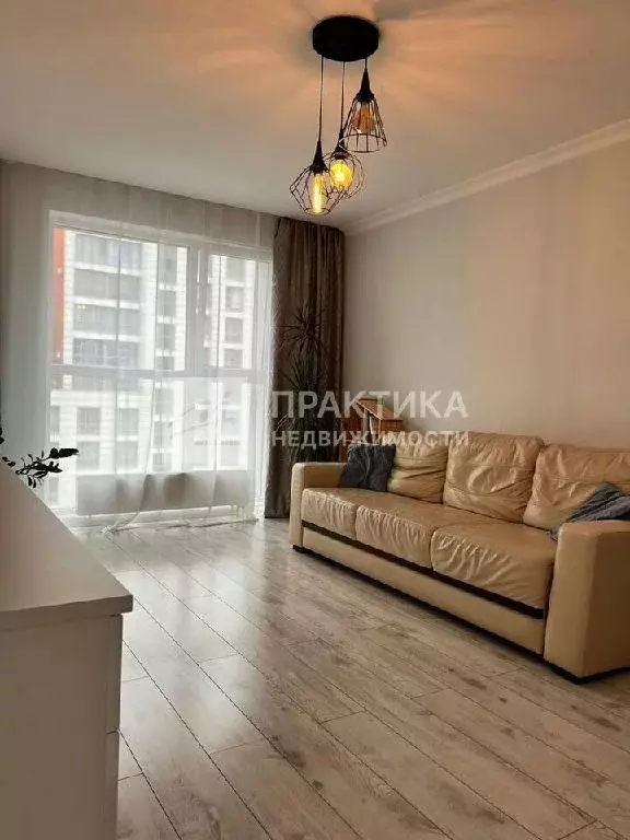 Продается 2-комнатная квартира - Фото 1