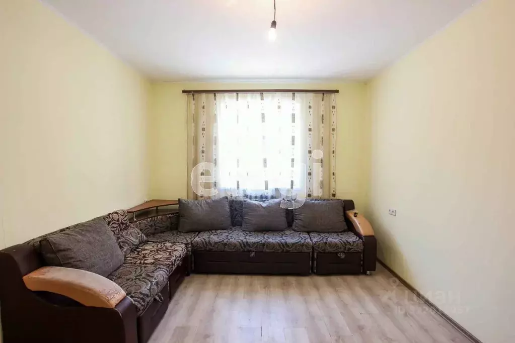 3-к кв. Бурятия, Улан-Удэ ул. Буйко, 20а (76.0 м) - Фото 0