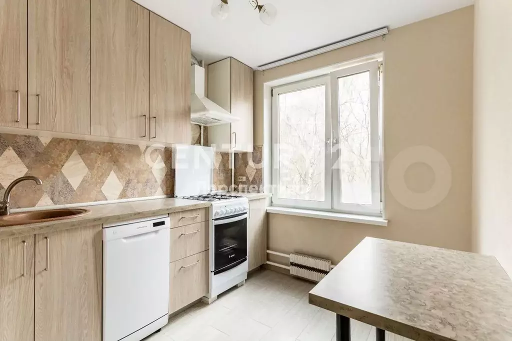 3-к. квартира, 60 м, 4/9 эт. - Фото 0