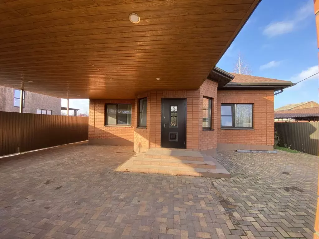 Дом в Краснодарский край, Динской район, Южно-Кубанское с/пос, пос. ... - Фото 2