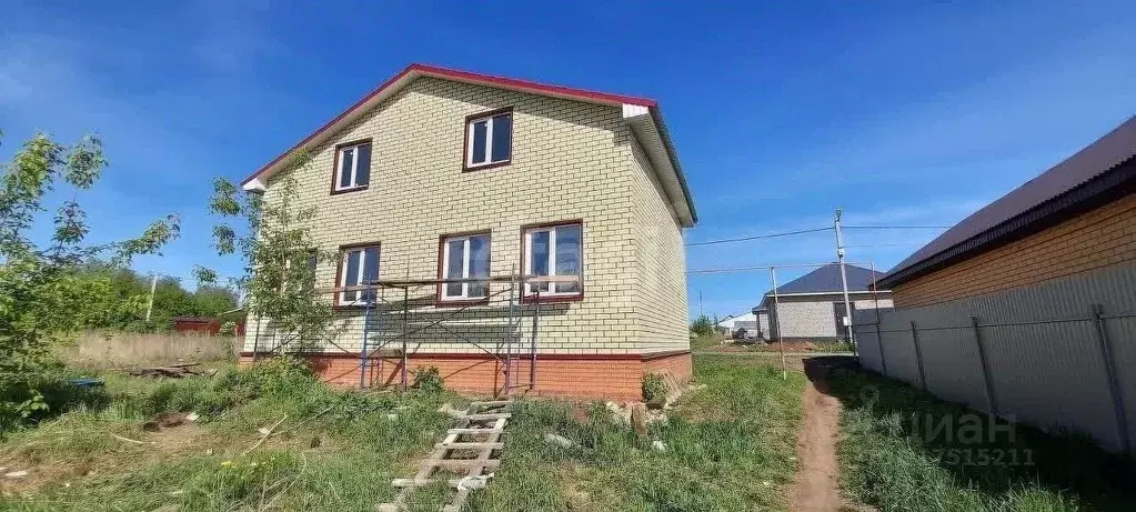 Дом в Татарстан, Мензелинск ул. Хадичи Салимовой, 1Б (105 м) - Фото 0