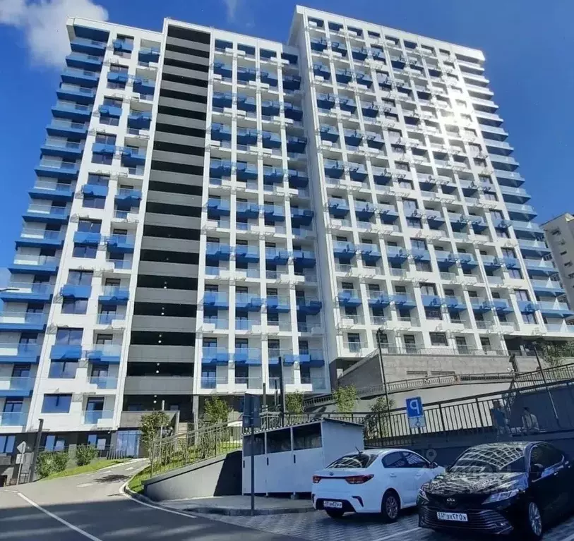 1-к кв. Краснодарский край, Сочи Бытха мкр, ул. Ясногорская, 16/2 ... - Фото 1