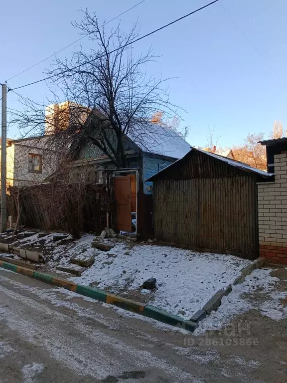 Дом в Саратовская область, Саратов проезд 7-й Береговой, 1/3 (36 м) - Фото 0