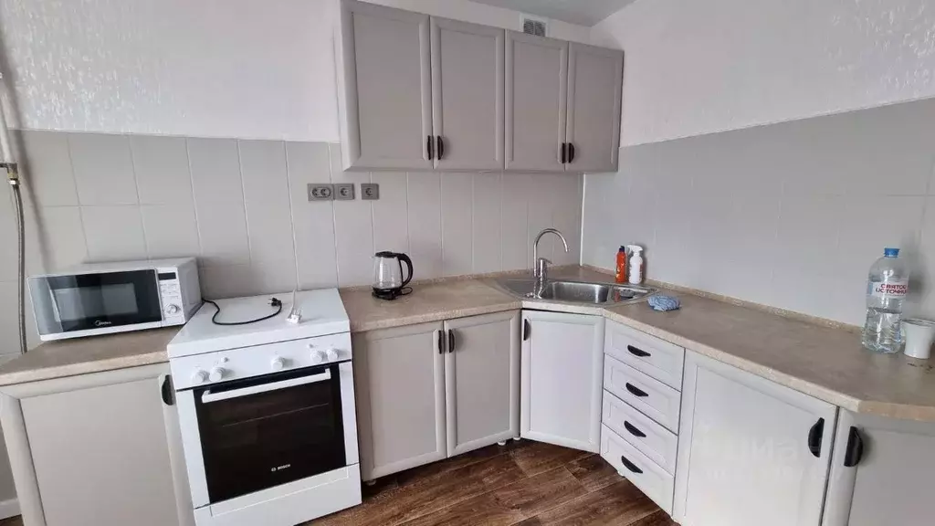 2-к кв. Татарстан, Казань ул. Сафиуллина, 50а (66.8 м) - Фото 1