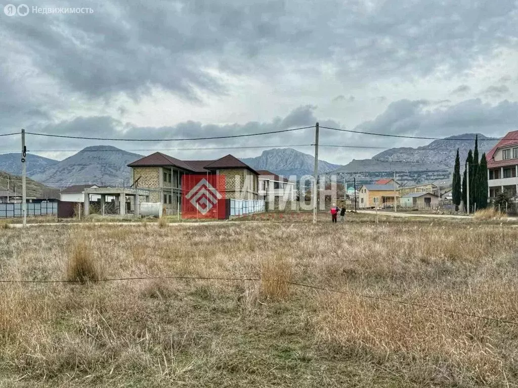 Участок в Солнечная Долина, Уютная улица (7 м) - Фото 1