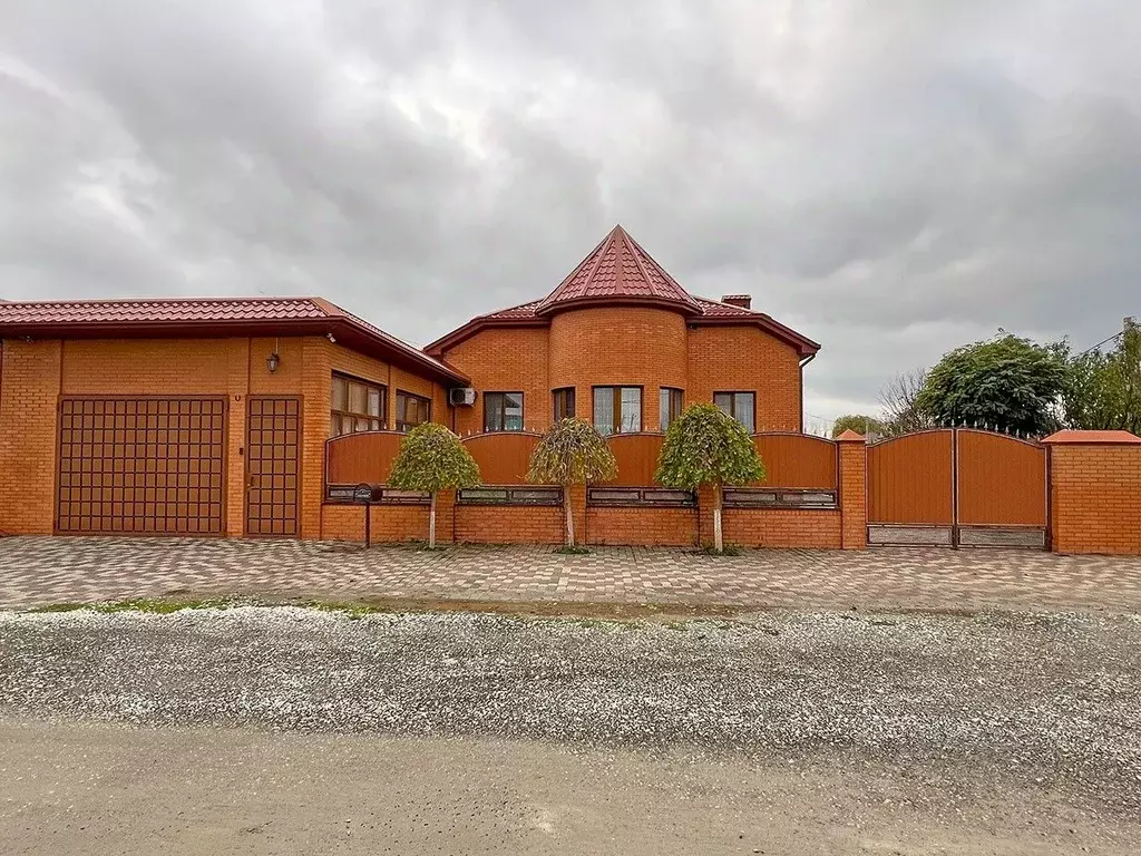 Дом в Краснодарский край, Славянский район, Прибрежное с/пос, пос. ... - Фото 1