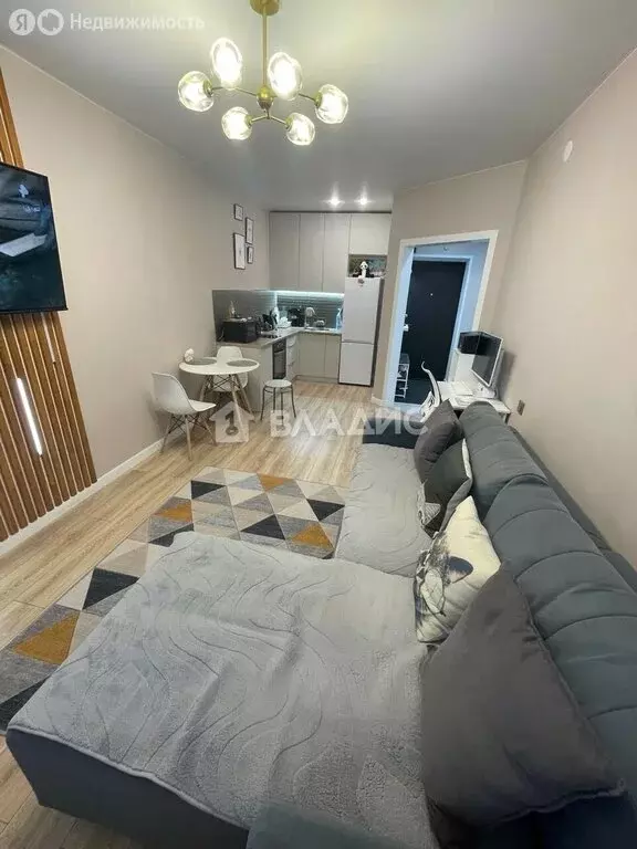 1-комнатная квартира: Тобольск, 7-й микрорайон, 39Б (42.7 м) - Фото 1