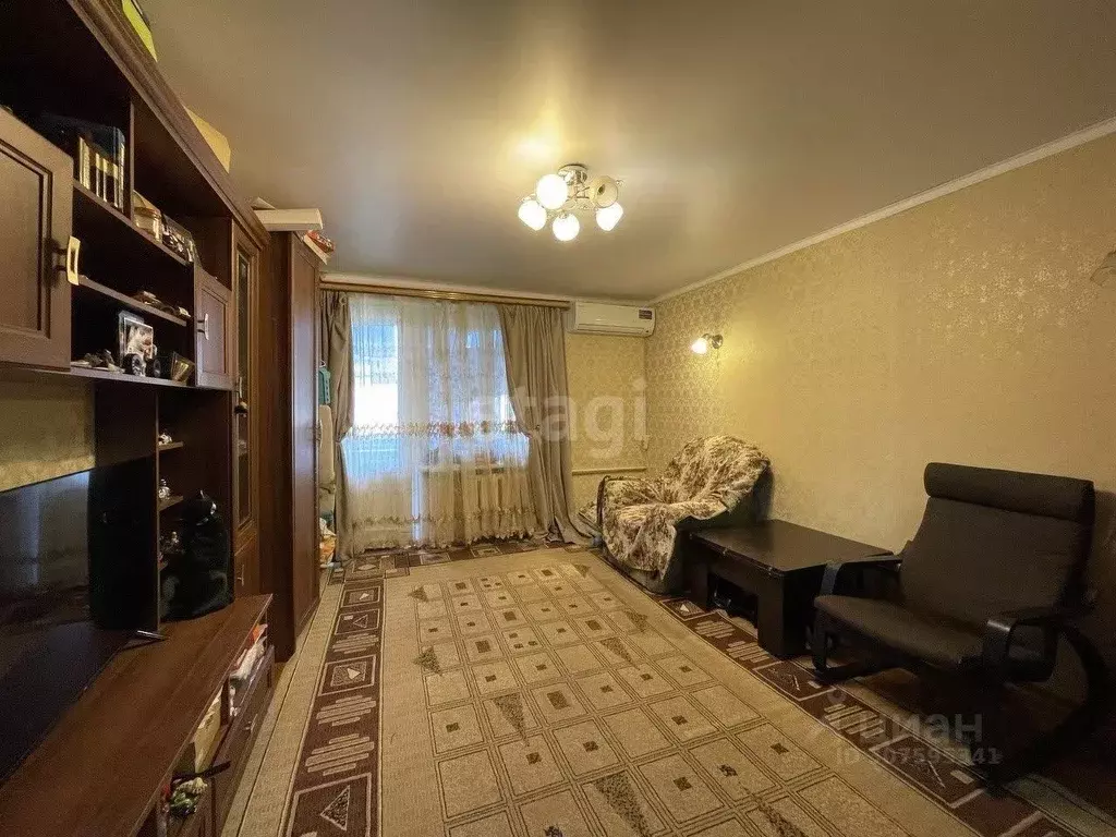 3-к кв. Карачаево-Черкесия, Черкесск пл. Кирова, 13А (61.9 м) - Фото 1