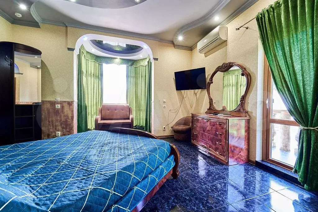 Комната 25 м, 2/3 эт. - Фото 1