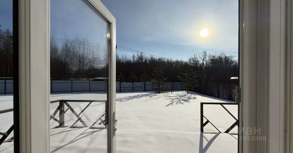 Дом в Ленинградская область, Выборгский район, Полянское с/пос, Улисс ... - Фото 1