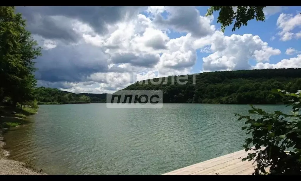 Участок в Краснодарский край, Крымский район, с. Молдаванское ... - Фото 0