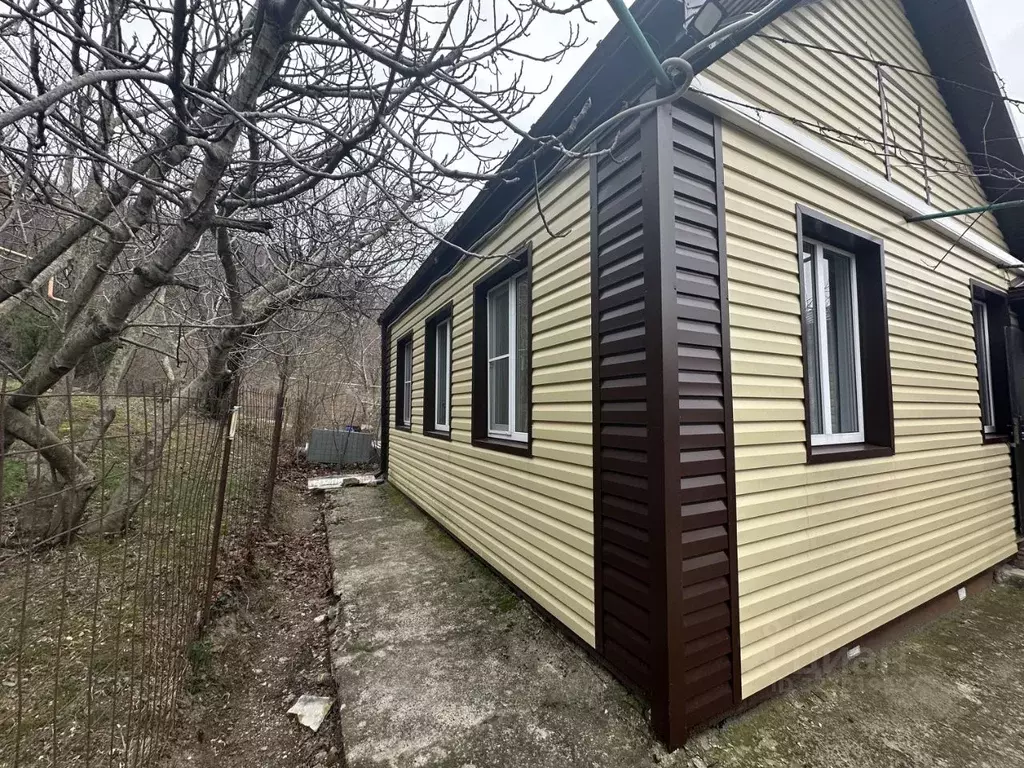 Дом в Краснодарский край, Туапсе Вольная ул., 18 (44 м) - Фото 2