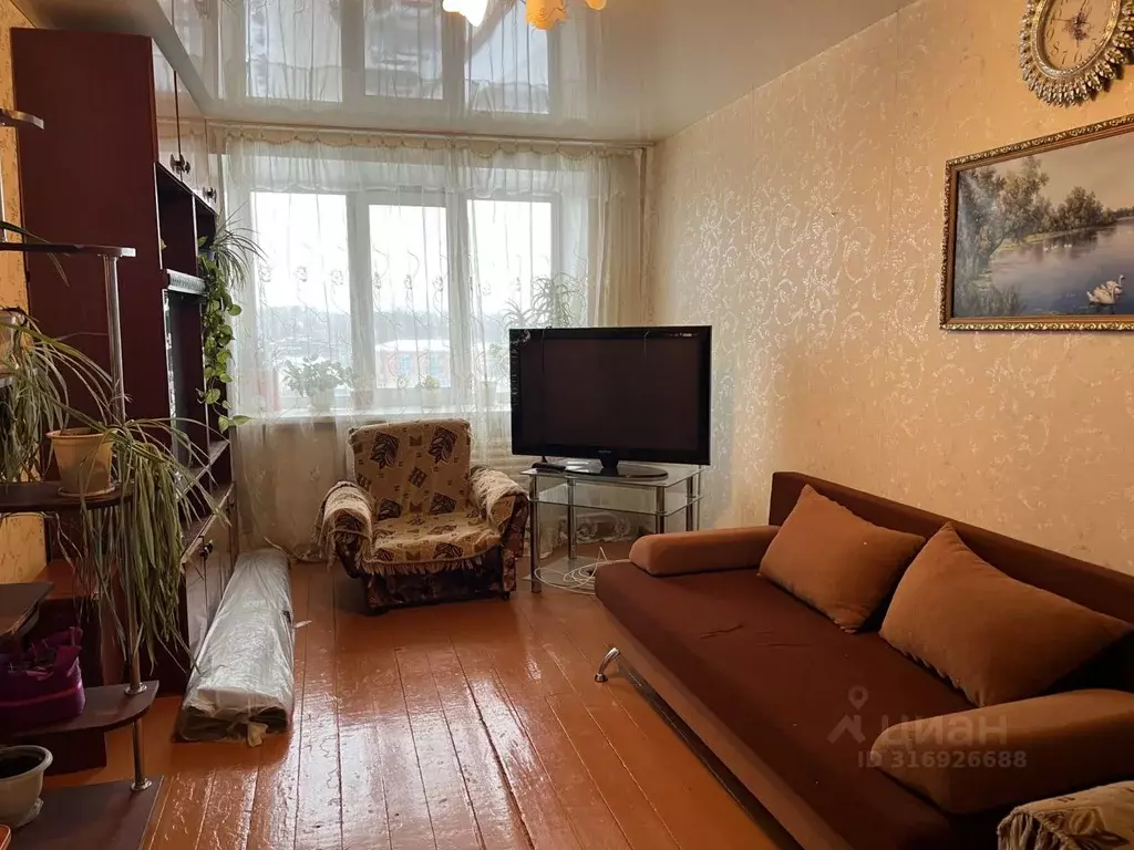 2-к кв. Удмуртия, Воткинск 1 Мая ул., 83 (44.0 м) - Фото 0