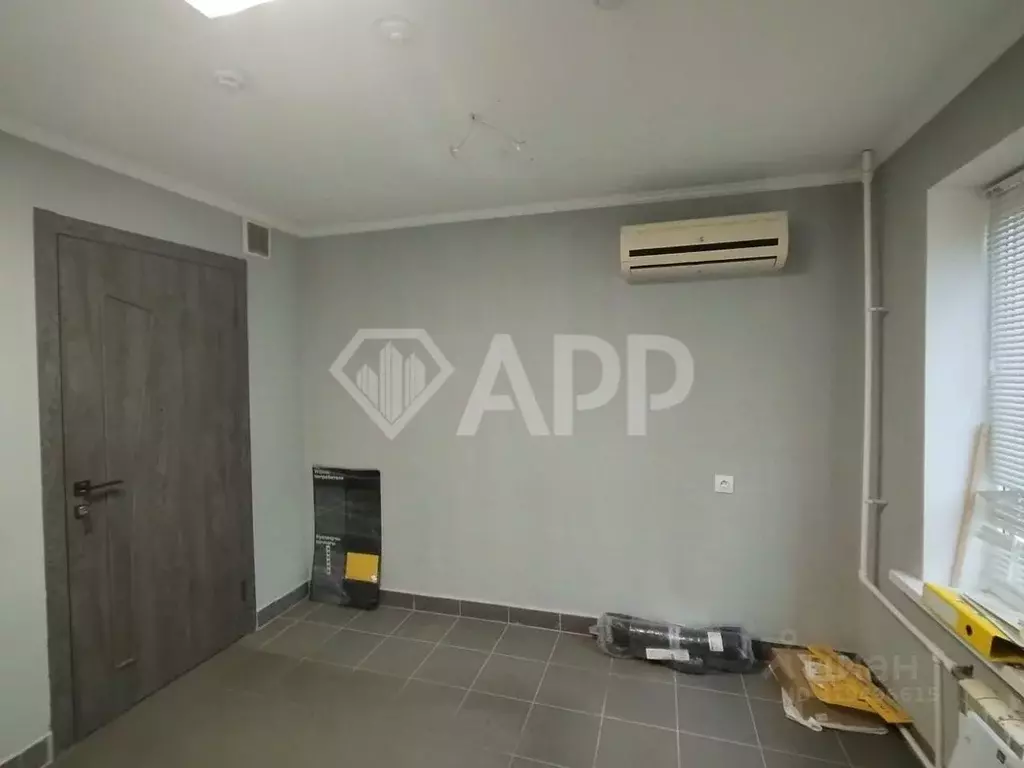 Помещение свободного назначения в Татарстан, Казань ул. Юлиуса Фучика, ... - Фото 1