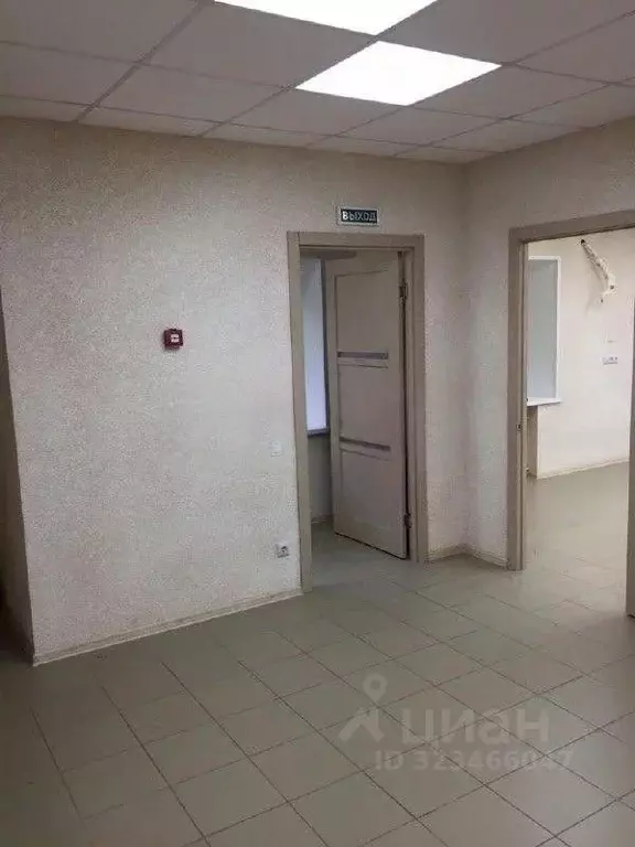 Помещение свободного назначения в Красноярский край, Красноярск ул. ... - Фото 2