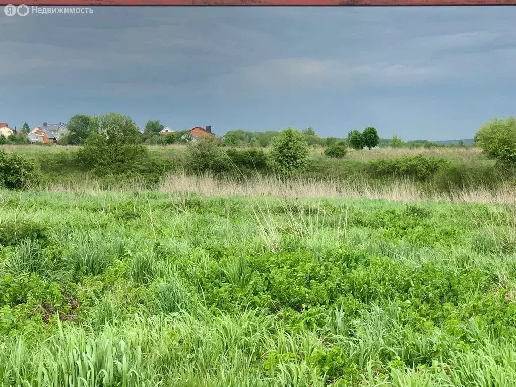 Участок в село Суромна, 3-я Сретенская улица, 5 (15 м) - Фото 1