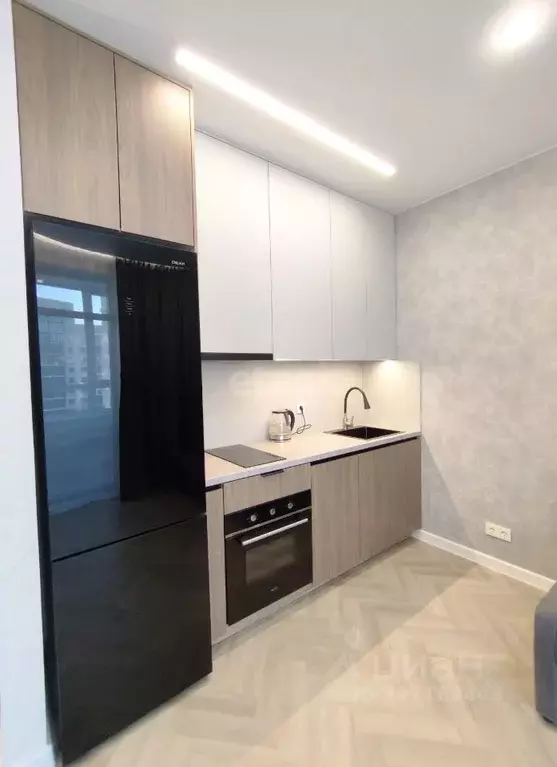 Студия Тюменская область, Тюмень ул. Братьев Бондаревых, 5 (25.1 м) - Фото 2