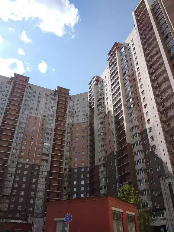 1-к. квартира, 47 м, 13/23 эт. - Фото 1