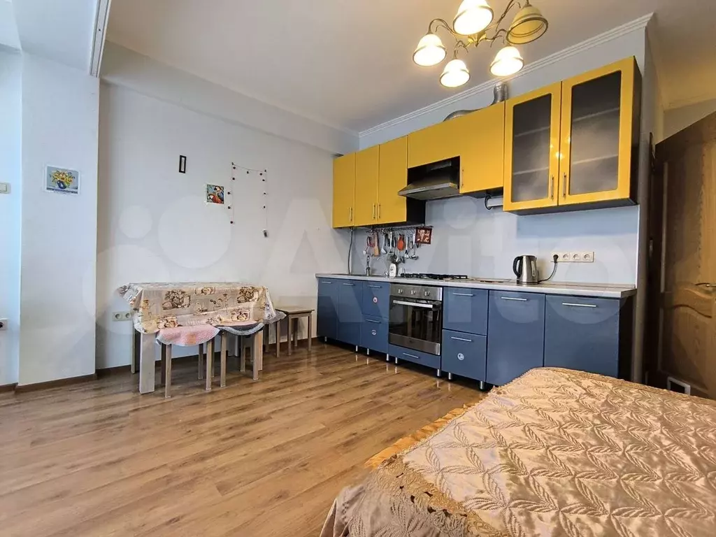 Квартира-студия, 35 м, 5/5 эт. - Фото 1