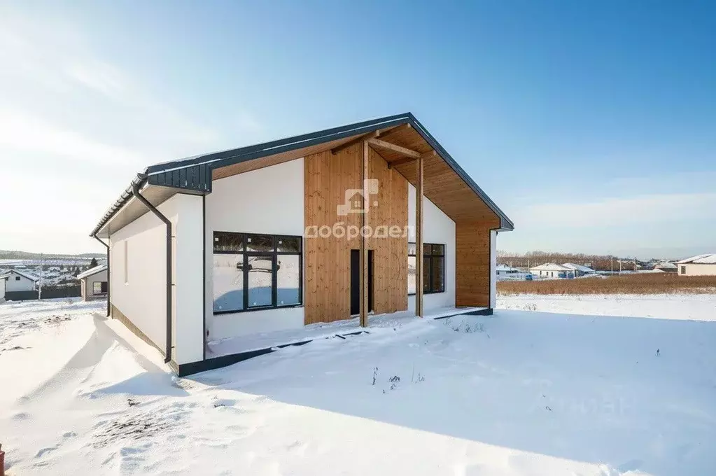 Дом в Свердловская область, Сысертский муниципальный округ, с. Патруши ... - Фото 1