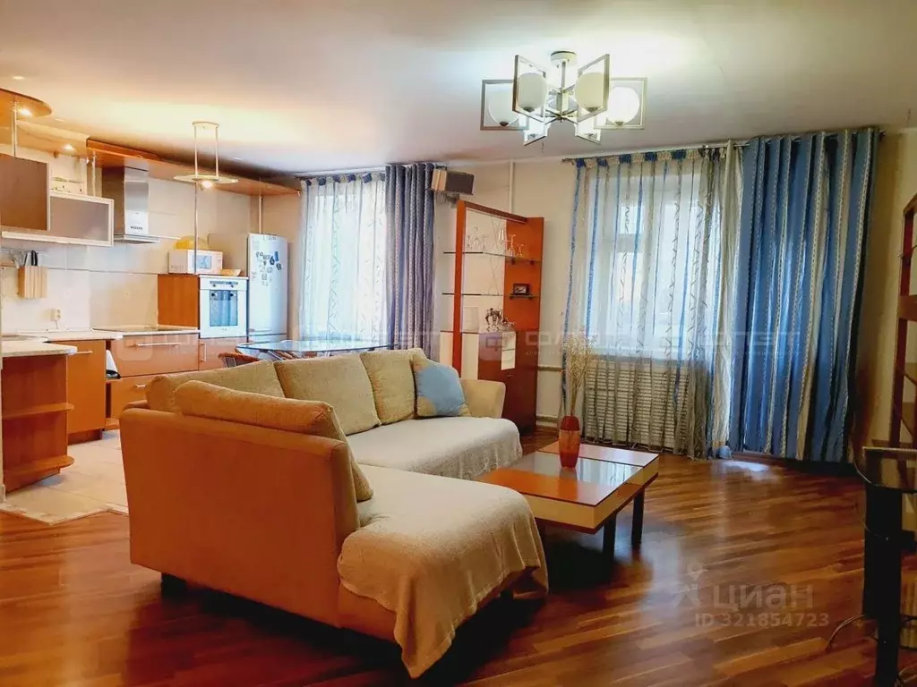 2-к кв. Татарстан, Казань ул. Юлиуса Фучика, 53 (78.2 м) - Фото 2