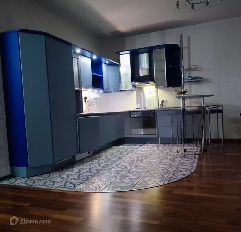 Продаётся 4-к квартира, 100 м - Фото 0