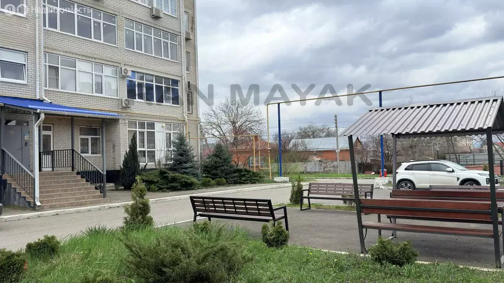 2-комнатная квартира: Майкоп, улица 3-го Интернационала, 165 (87 м) - Фото 2