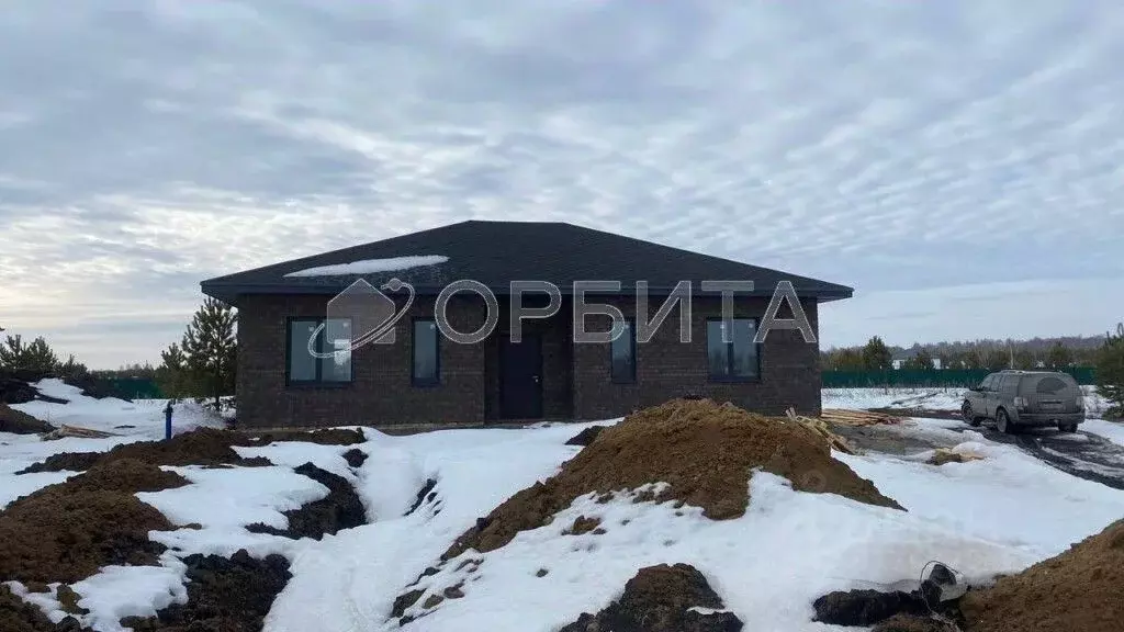Дом в Тюменская область, Тюменский район, Новокаменский кп ул. ... - Фото 1