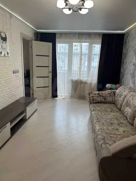 1-к. квартира, 30,5 м, 5/5 эт. - Фото 1