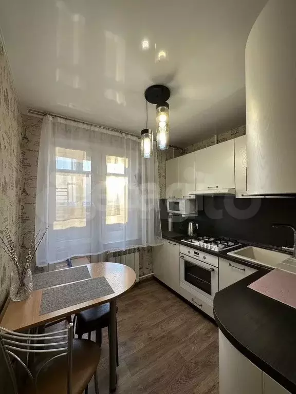 1-к. квартира, 38 м, 4/9 эт. - Фото 1