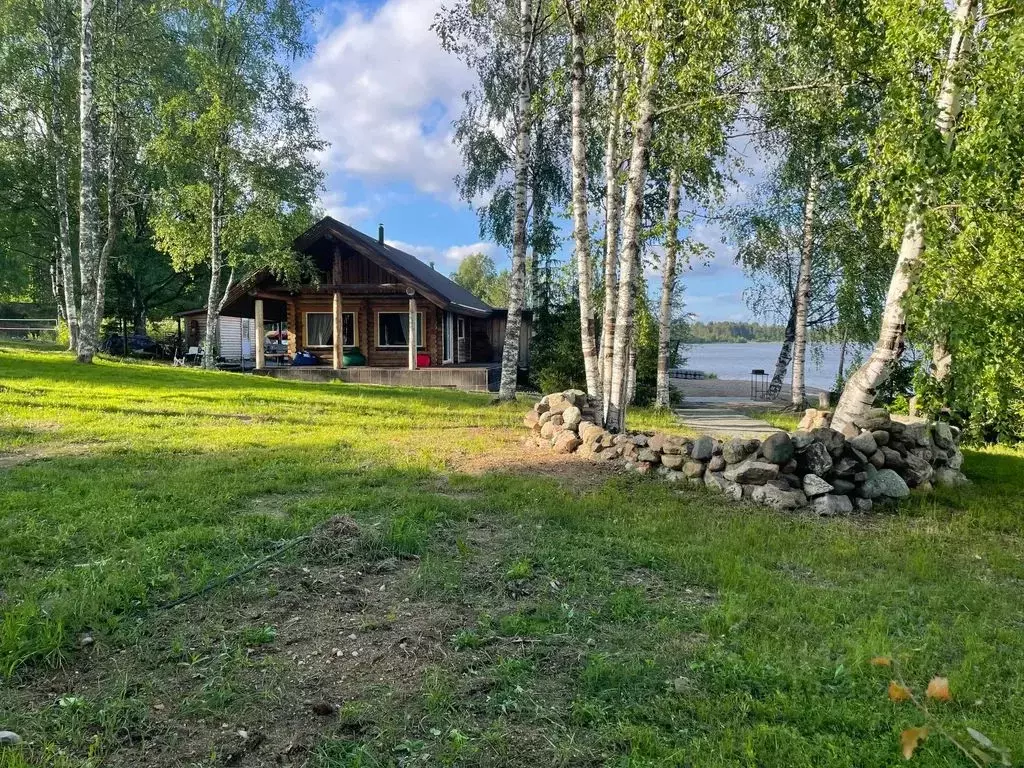 Дом в Карелия, Прионежский район, Нововилговское с/пос, Лососинное ... - Фото 1