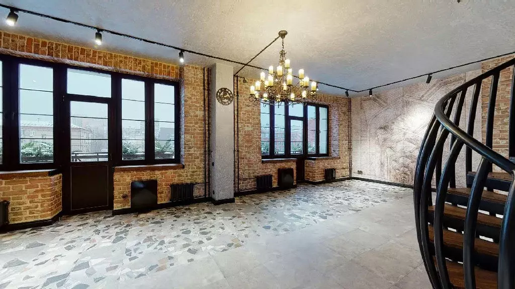 Продается 3-комнатная квартира - Фото 1