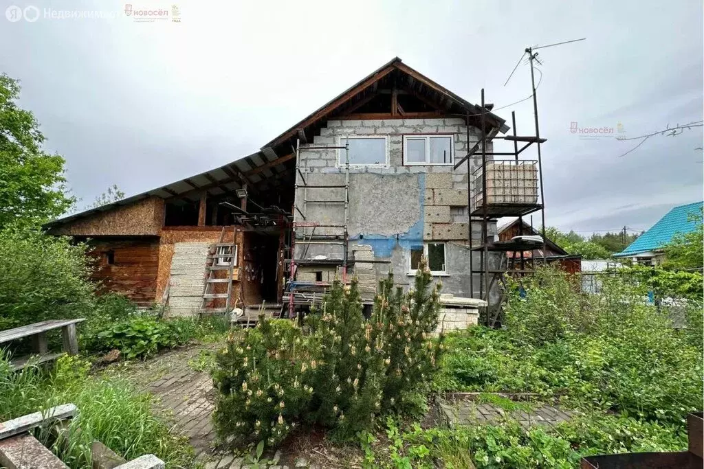 Дом в Екатеринбург, улица Адмирала Ушакова (60 м) - Фото 1