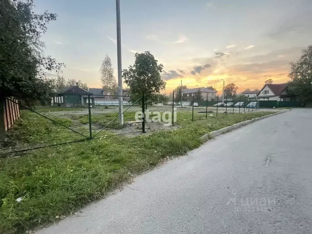 Участок в Санкт-Петербург, Санкт-Петербург, Ломоносов ул. Некрасова, ... - Фото 1