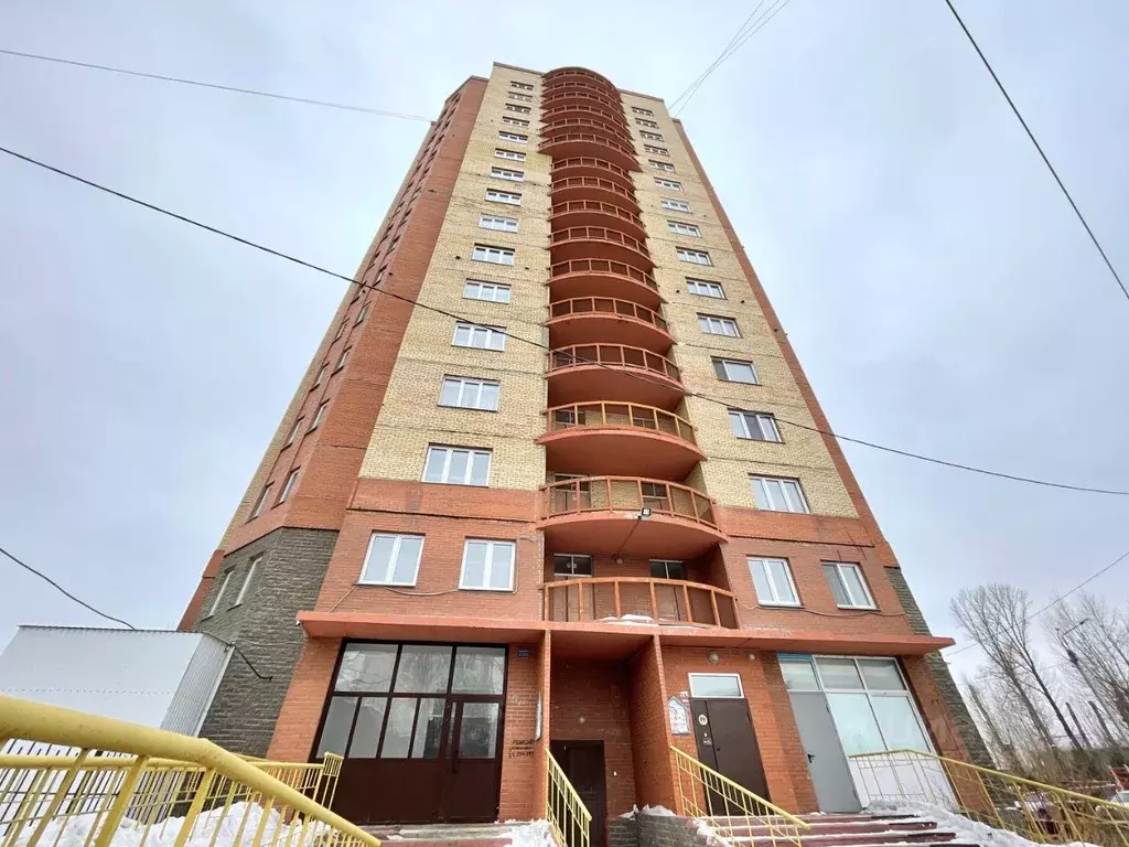 3-к кв. Омская область, Омск пос. Биофабрика, 1/1 (96.3 м) - Фото 1