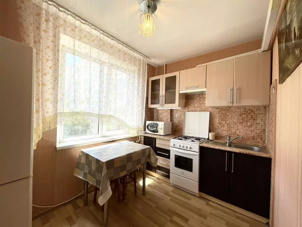 1-к. квартира, 39 м, 5/10 эт. - Фото 0