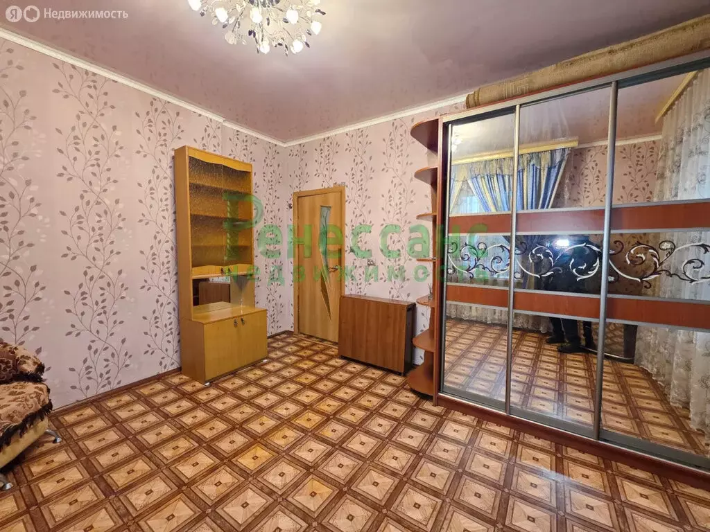 3-комнатная квартира: Брянск, улица Урицкого, 130 (52.7 м) - Фото 1