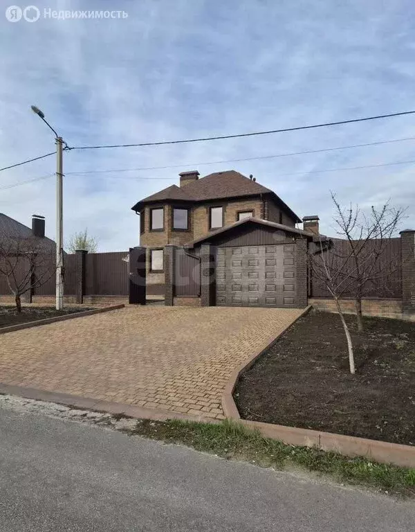 Дом в село Драгунское, улица Застройщиков (158 м) - Фото 1