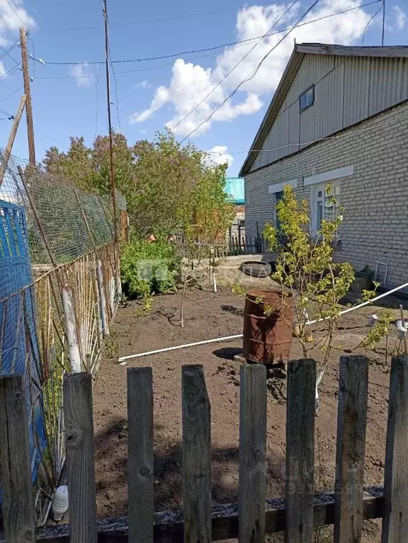 Дом в Новосибирская область, Барабинск Барабинская ул., 2А (70 м) - Фото 1