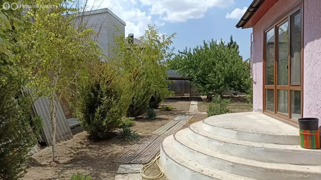 Дом в Евпатория, улица Дзержинского, 49 (181 м) - Фото 1